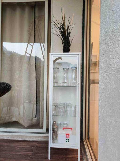 'the Mountain Majesty': Cozy 1 Bhk Apartment *